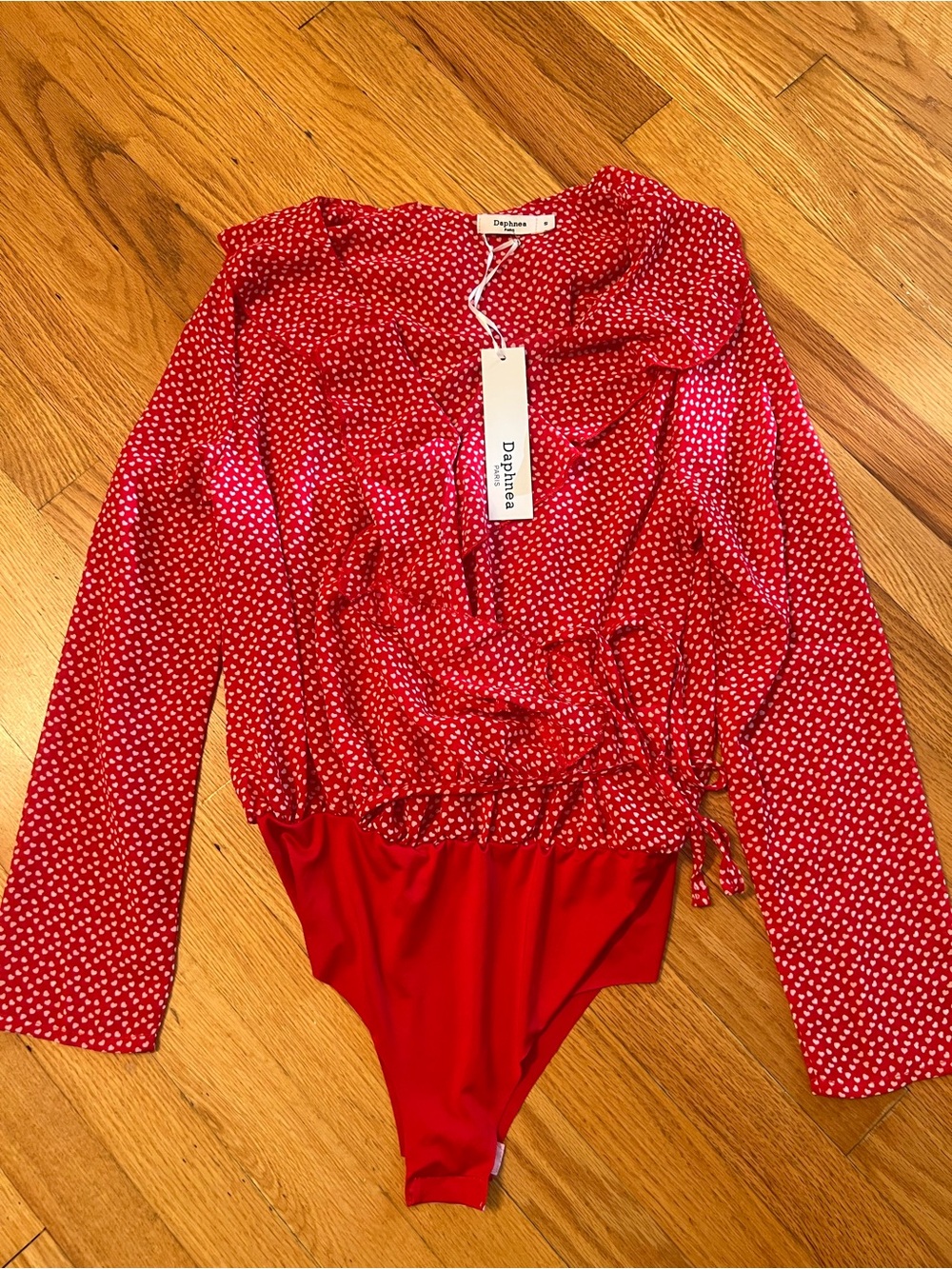 Daphnea Paris red and white heart-pattern long-sleeve wrap bodysuit